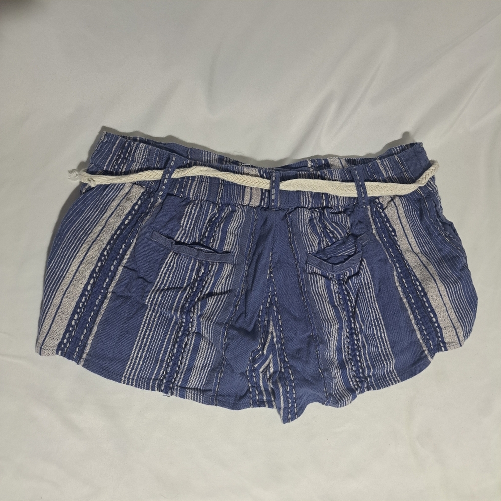 O'Neill Womens XL Blue Striped Shorts Braided Tassle Belt Lightweight Surf Beach - Picture 6 of 6
